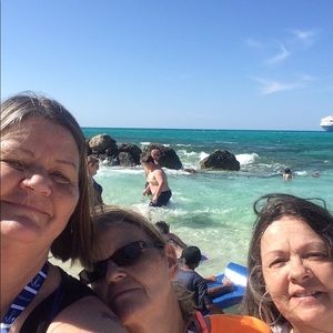 Meet your Posher, Marchelle